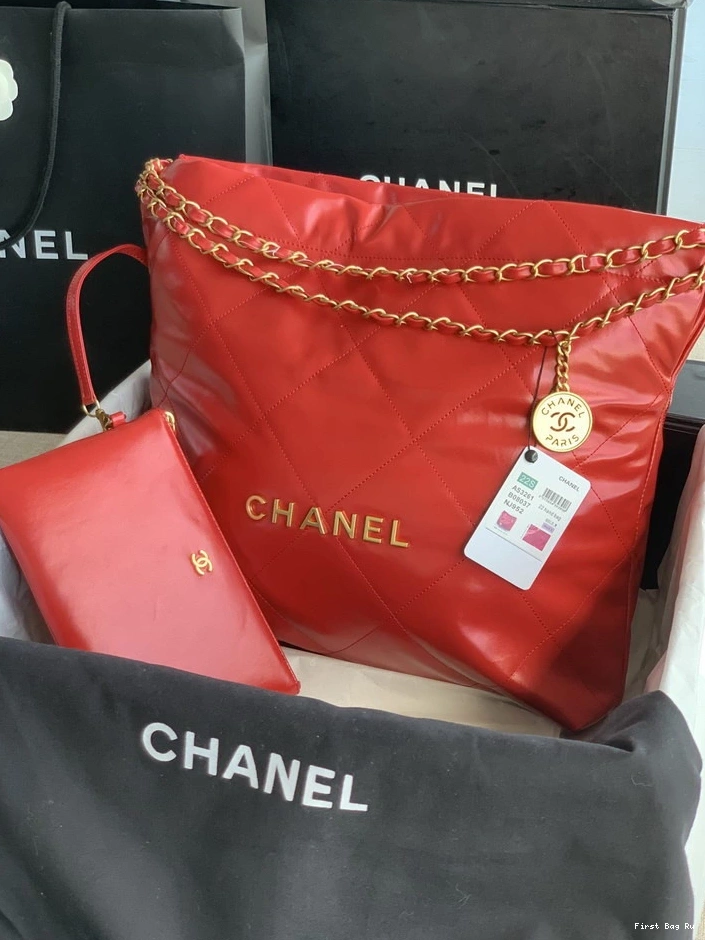 First Bag Ru CHANEL HANDBAG 22 0802
